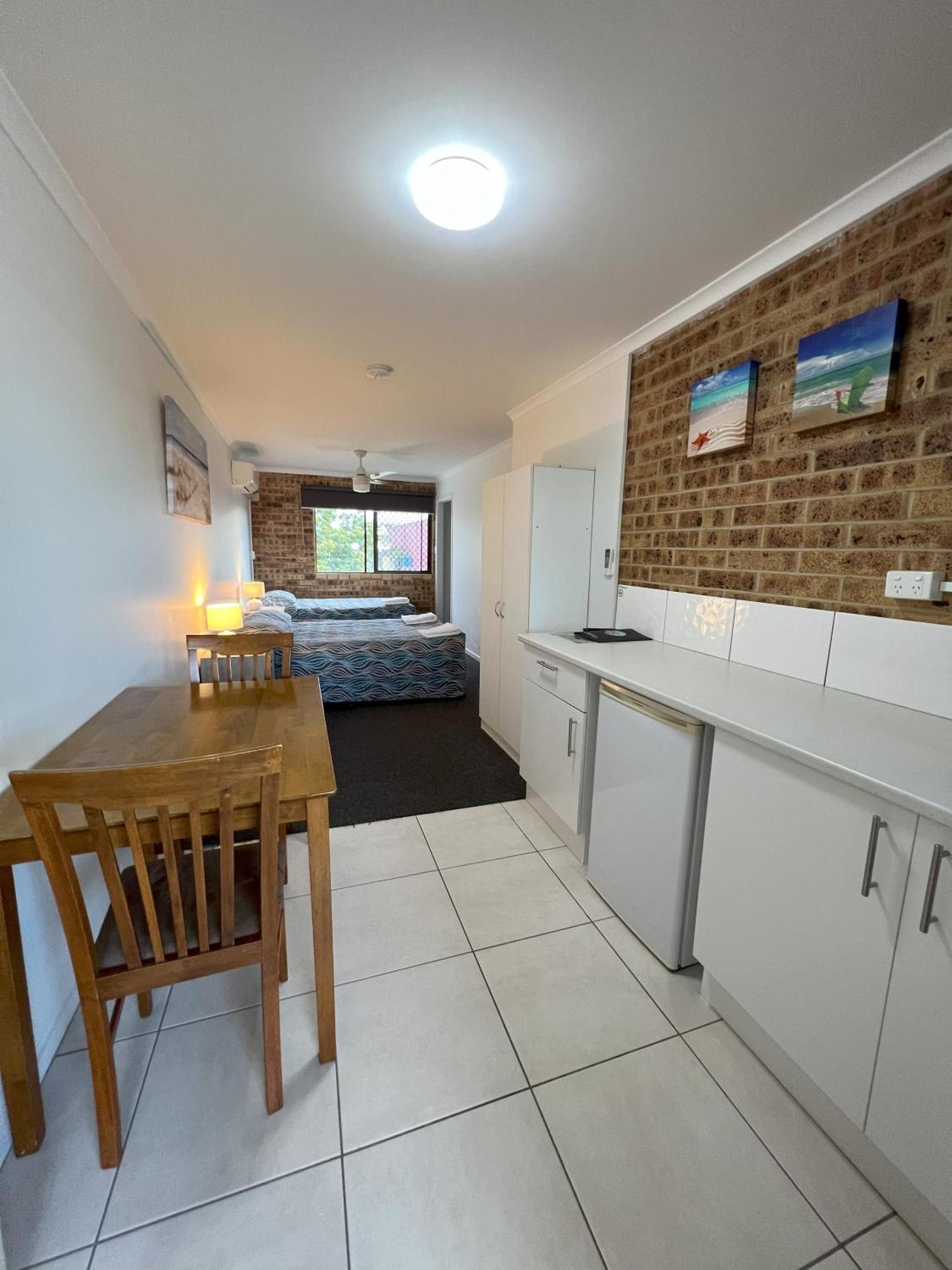 Golden Beach Motor Inn, Caloundra Luaran gambar